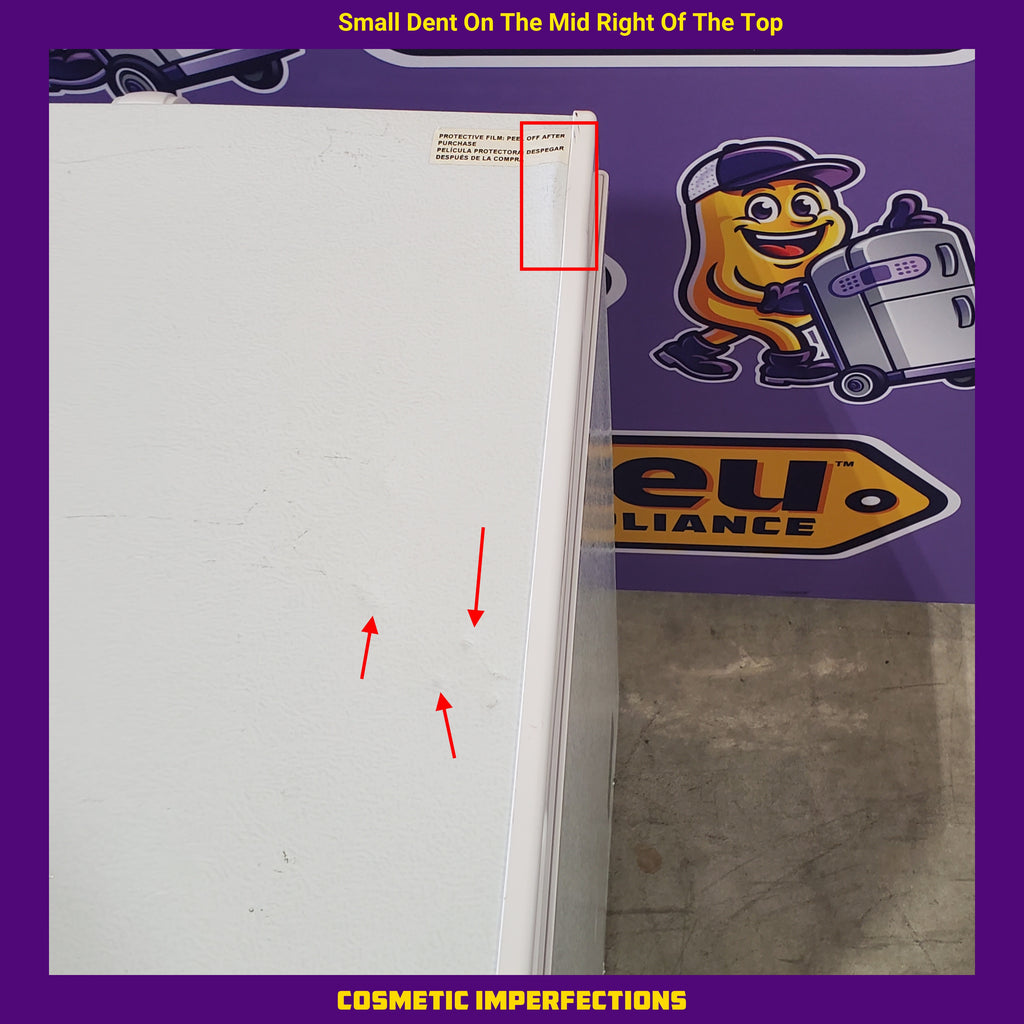 Pictures of Magic Chef 7.0 cu. ft. Chest Freezer in White with 7.0 Cu. Ft. Capacity, Manual Defrost, and Sliding-Bulk Storage Baskets HMCF7W4 - Scratch & Dent (Minor) - Neu Appliance Outlet - Discount Appliance Outlet in Austin, Tx