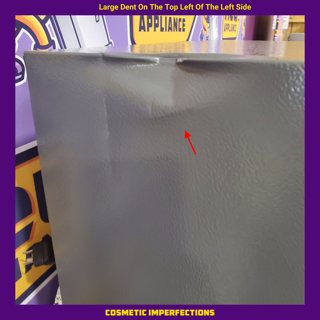 Pictures of Frigidaire 18 Cu. Ft. Counter-Depth French Door Refrigerator FRFG1723AV - Scratch & Dent (Moderate) - Neu Appliance Outlet - Discount Appliance Outlet in Austin, Tx