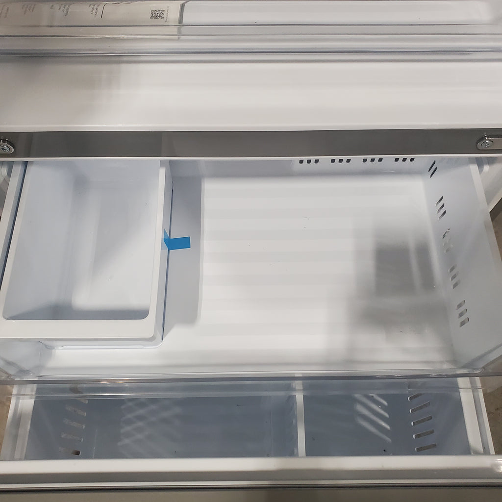 Pictures of 26.5-cu ft Counter-depth Smart French Door Refrigerator with Ice Maker (Stainless Steel) ENERGY STAR -LRFLC2706S -Scratch and Dent (Minor) - Neu Appliance Outlet - Discount Appliance Outlet in Austin, Tx