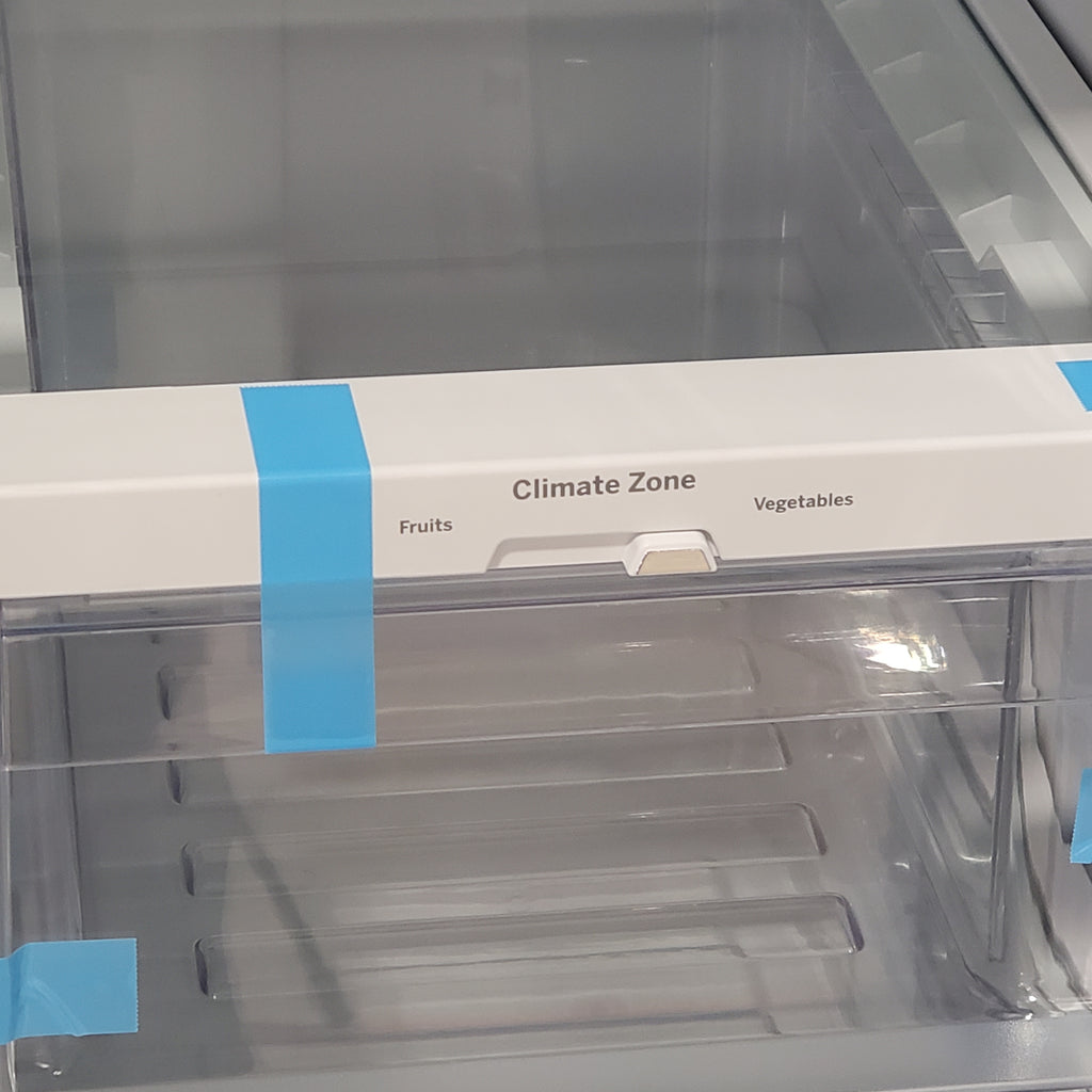 Pictures of 30 Inch Wide GE® ENERGY STAR® 20.8 Cu. Ft. French-Door Refrigerator with Icemaker and Advanced Water Filtration GNE21FYKFS - Open Box - Neu Appliance Outlet - Discount Appliance Outlet in Austin, Tx