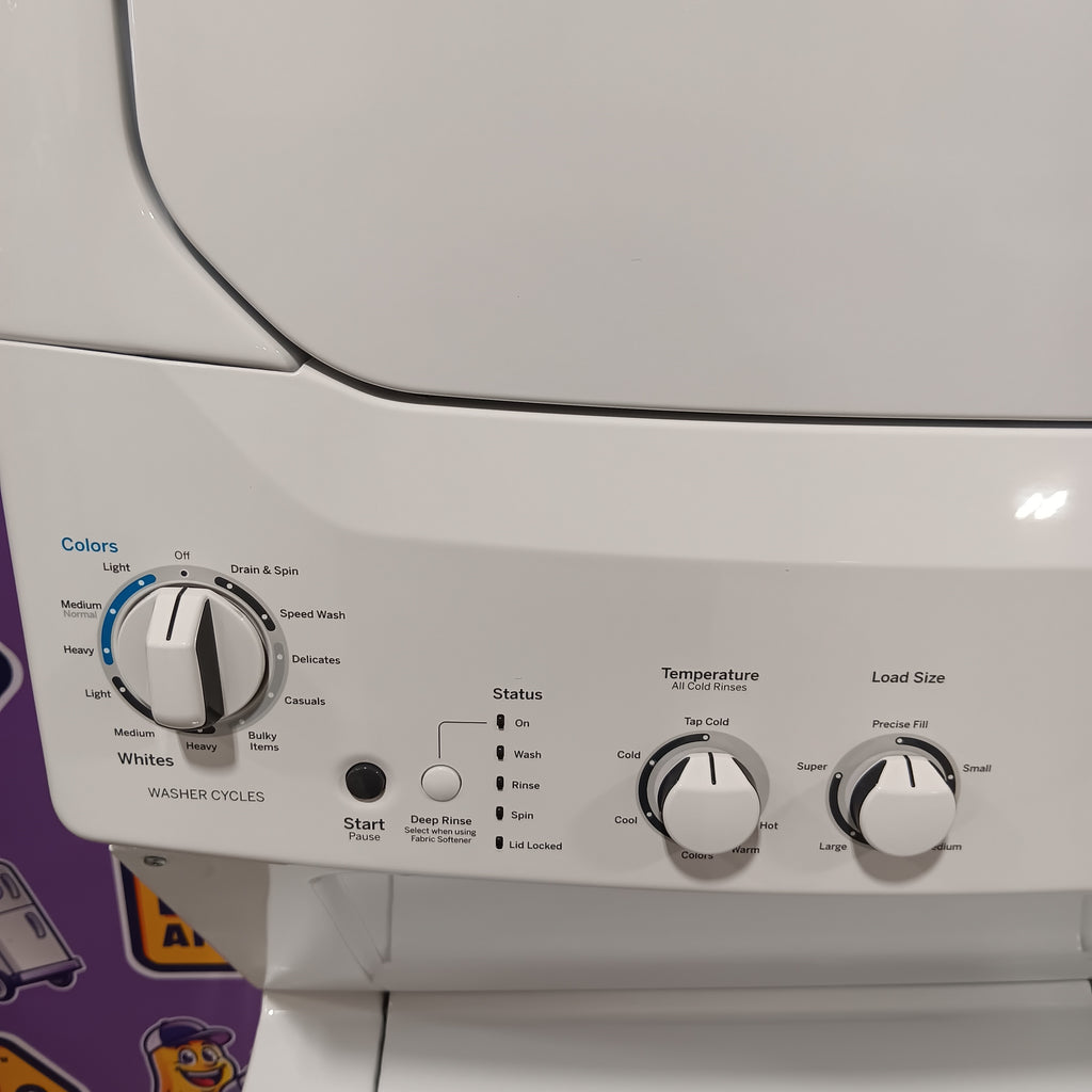 Pictures of GE Unitized Spacemaker® 3.8 cu. ft. Capacity Washer with Stainless Steel Basket and 5.9 cu. ft. Capacity Electric Dryer GUD27ESSMWW - New in Box - Neu Appliance Outlet - Discount Appliance Outlet in Austin, Tx