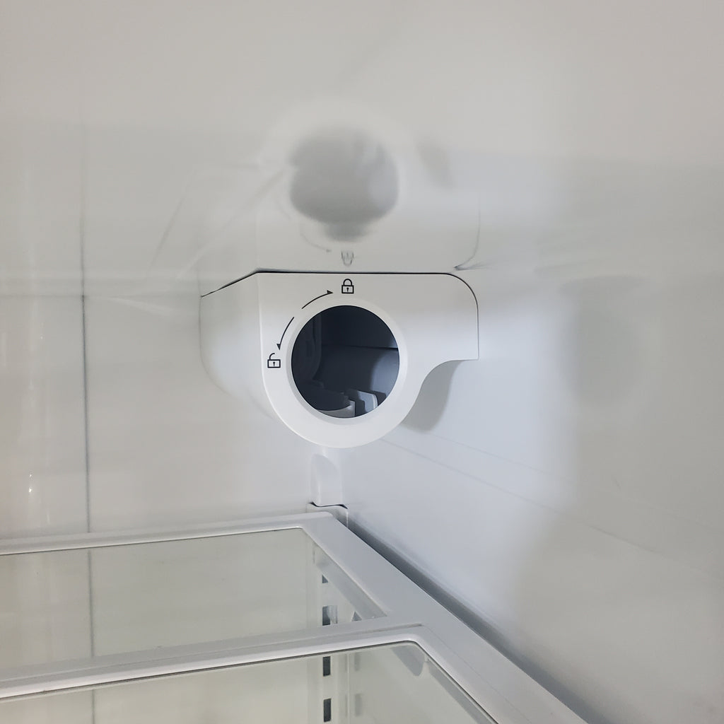 Pictures of Hisense PureFlat Standard-Depth 25.4-cu ft 3.0 -Door French Door Refrigerator with Dual Ice Maker with Water and Ice Dispenser ( Fingerprint Resistant Stainless Steel ) ENERGY STAR-HRF254N6DSE-Scratch and Dent(Minor) - Neu Appliance Outlet - Discount Appliance Outlet in Austin, Tx