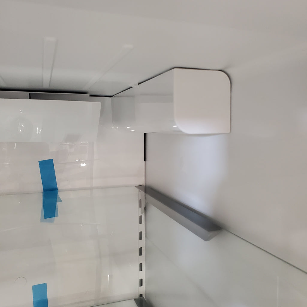 Bosch Fastest Ice Maker Standard-Depth 300 Series 26-cu ft 3 -Door Smart Compatible French Door Refrigerator with Ice Maker with Water and Ice Dispenser in Stainless Steel 3SD897 - B36FD31ENS - Open Box