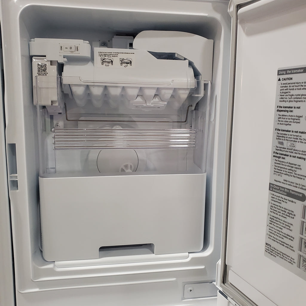 LG 30 cu. ft. Smart French Door Refrigerator with Craft Ice™ & Full-Convert™ Drawer 3SD930 - LRMXS3006S - Scratch & Dent (Minor)