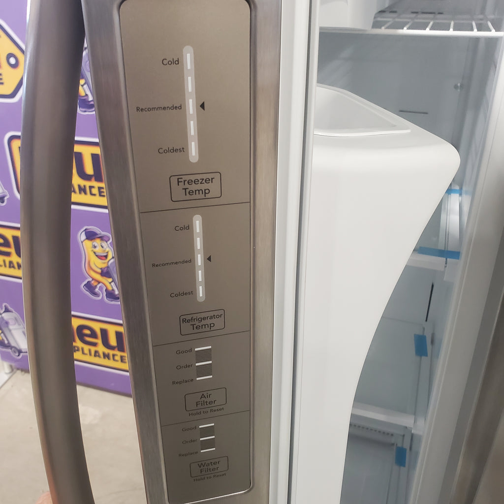 Pictures of Frigidaire 22 Cu. Ft. Counter-Depth Side-by-Side Refrigerator FRSC2333AS - Scratch & Dent (Minor) - Neu Appliance Outlet - Discount Appliance Outlet in Austin, Tx