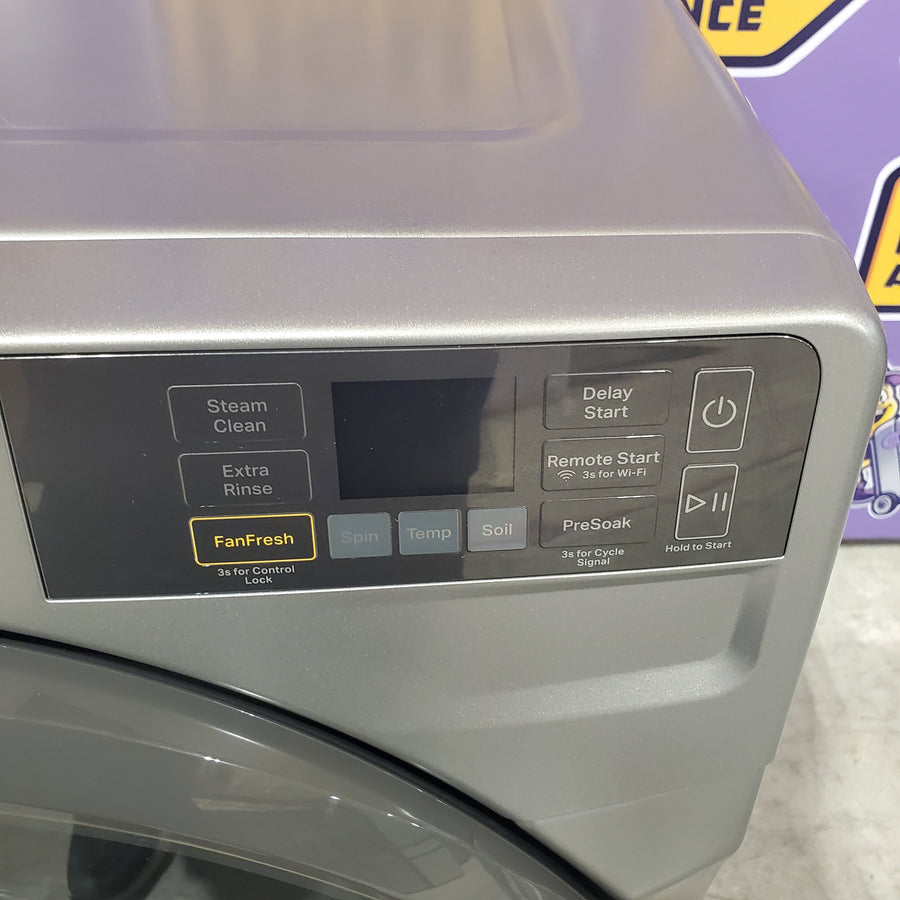 Whirlpool 4.5 cu. ft. Smart Front Load ENERGY STAR® Washer with FreshFlow™ Vent System 3SD645 - WFW5720RR - Scratch & Dent (Minor)