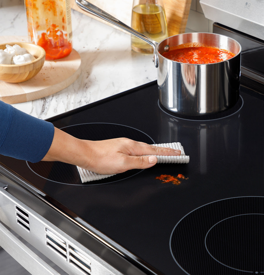 GE® ENERGY STAR® 30" Free-Standing Electric Range GE9888 - GRF400SVBB - New In Box