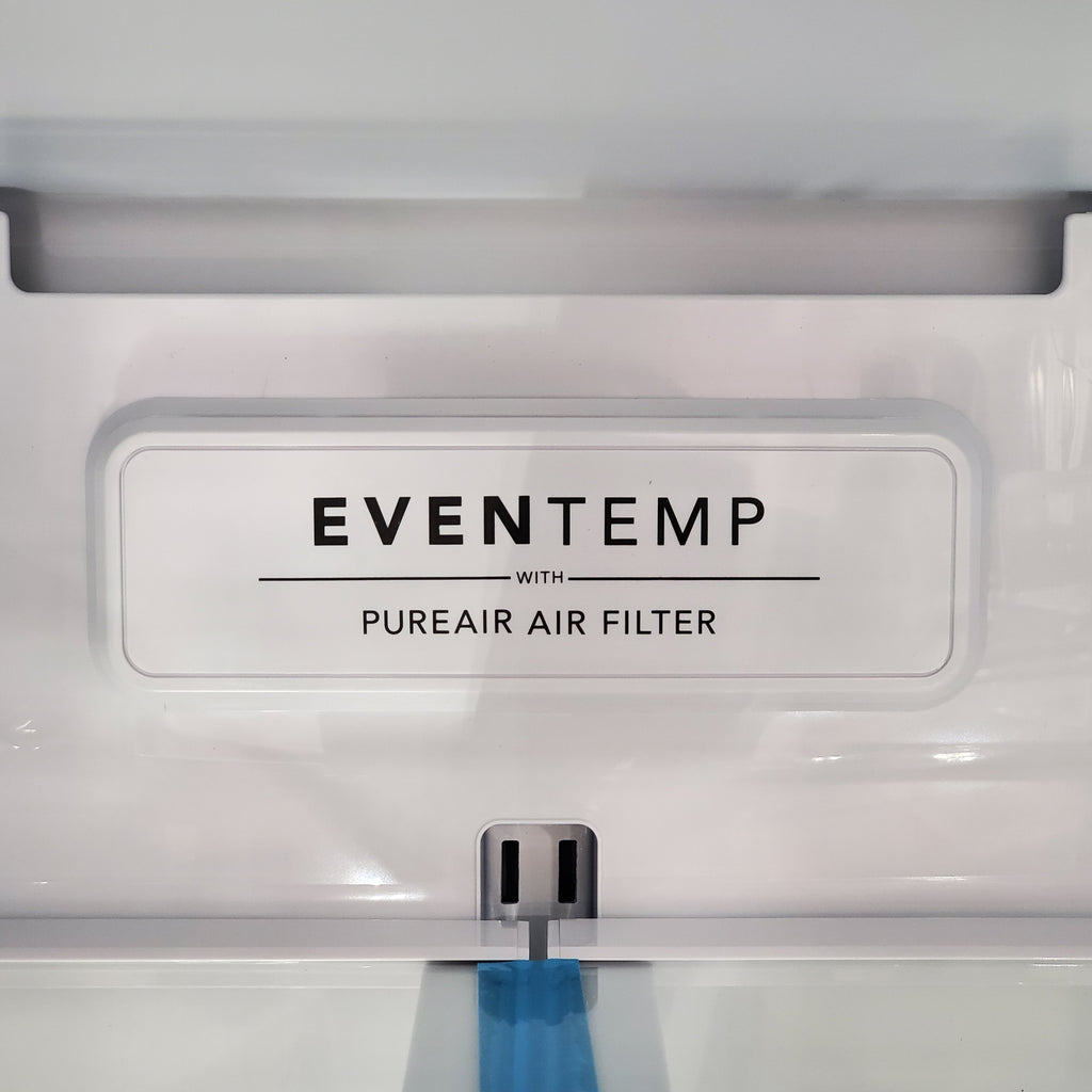 Frigidaire 27.8-cu ft ENERGY STAR French Door Refrigerator with Dual Ice Maker in Fingerprint Resistant Stainless Steel - 3SD764 - GRFS2853AF - Scratch & Dent (Minor)