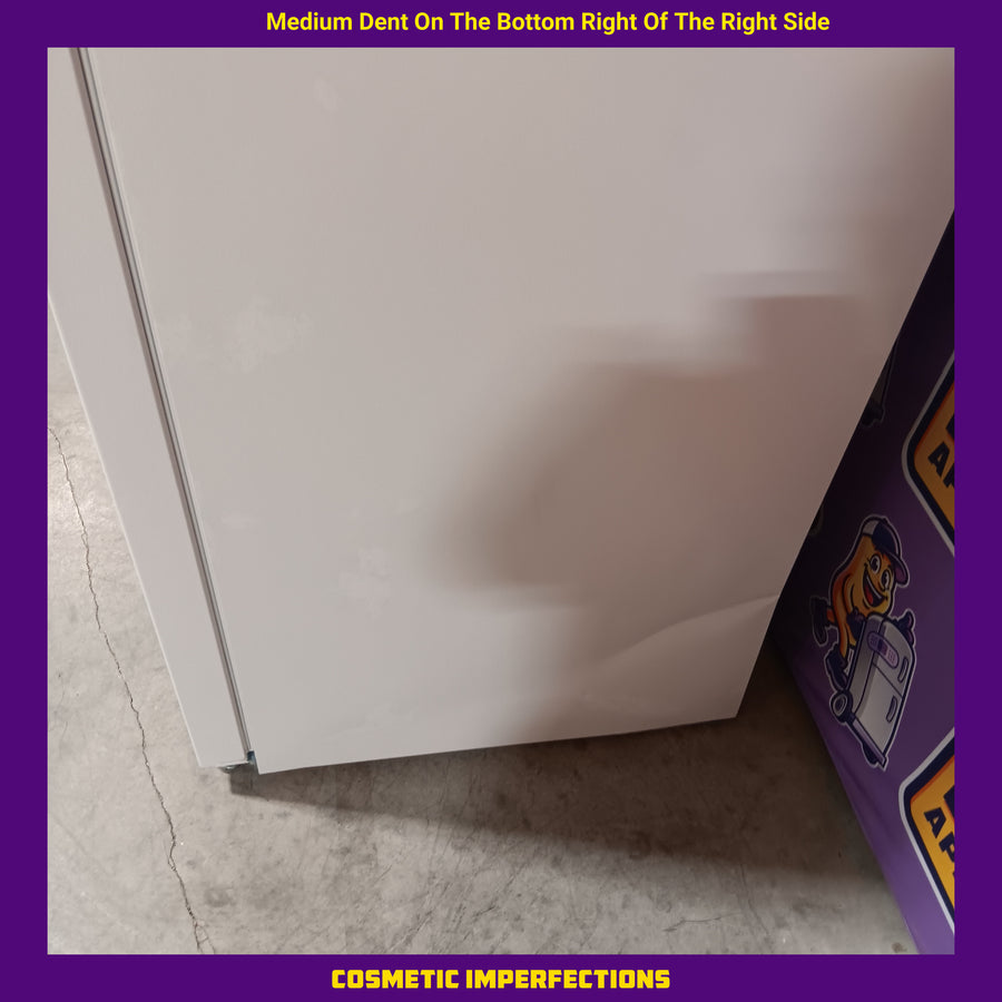 Vissani 18.1 cu. ft. Top Freezer Refrigerator with Adjustable Glass Shelving in White, Garage Ready 2CR178 - MDTF18WHR5 - Scratch & Dent (Minor)