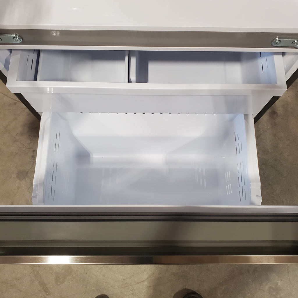 Pictures of 33 in. Wide Fingerprint Resistant Stainless Steel ENERGY STAR Smart Samsung 17.5 cu. ft. 3 Door French Door Refrigerator with Internal Ice Maker RF18A5101SR - Open Box - Neu Appliance Outlet - Discount Appliance Outlet in Austin, Tx