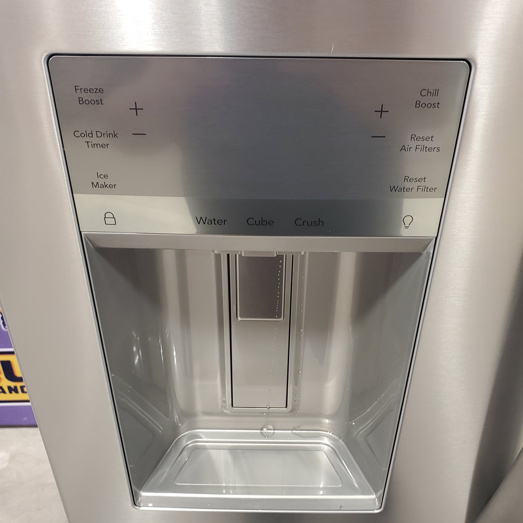 Pictures of Frigidaire 27.8-cu ft ENERGY STAR French Door Refrigerator with Dual Ice Maker in Fingerprint Resistant Stainless Steel - 3SD550 - GRFS2853AF - Scratch & Dent (Minor) - Neu Appliance Outlet - Discount Appliance Outlet in Austin, Tx