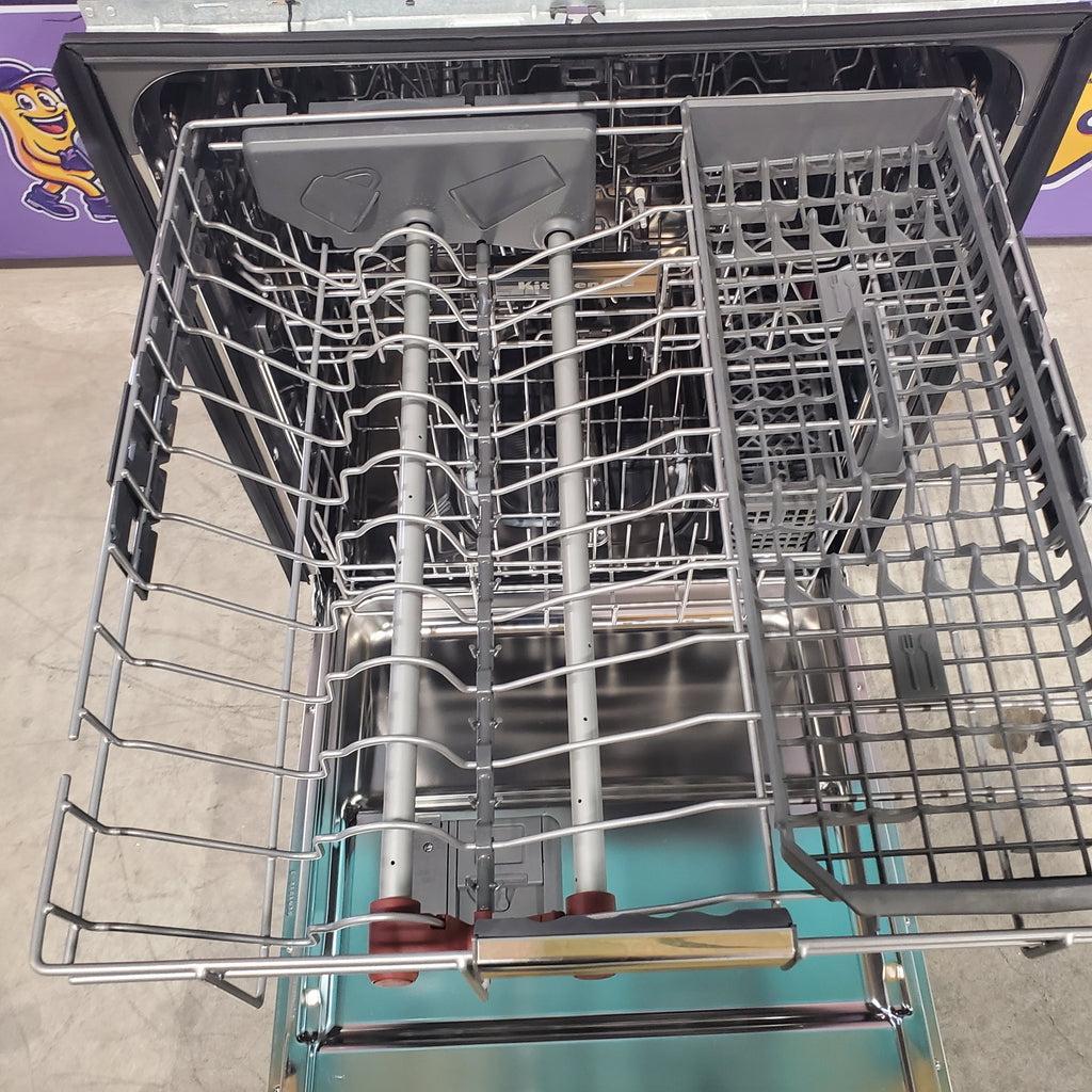 Pictures of KitchenAid 24-in Front Control Built-in Dishwasher With Third Rack ( Stainless Steel with PRINTSHIELD Finish )-KDFE204KPS-Scratch and Dent(Minor) - Neu Appliance Outlet - Discount Appliance Outlet in Austin, Tx