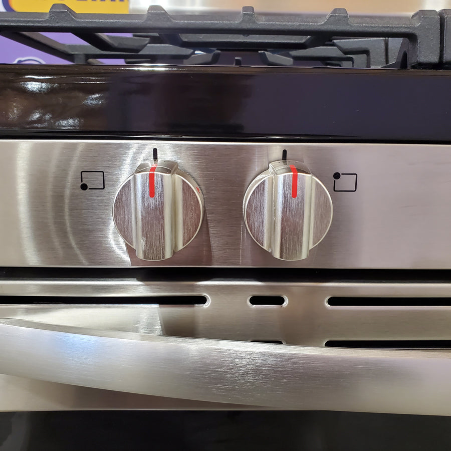 Frigidaire 5 Burner Freestanding Gas Range in Stainless Steel with Quick Boil and Steam Clean 20531SD499 - FCRG3062AS - Scratch & Dent (Minor)