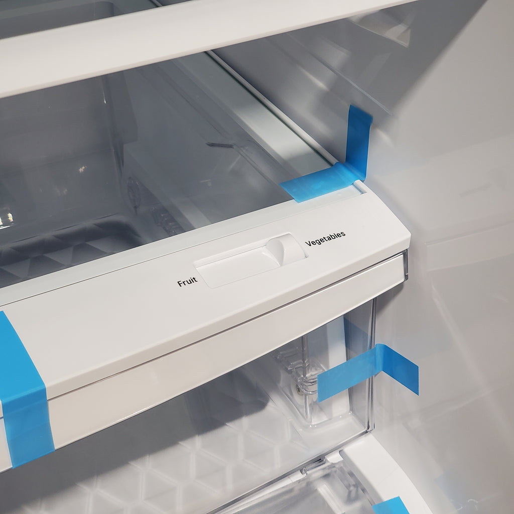 Pictures of LG 22 cu. ft. 30" Wide French Door Refrigerator with Water Dispenser in Stainless Steel LFDS22520S - Scratch & Dent (Minor) - Neu Appliance Outlet - Discount Appliance Outlet in Austin, Tx