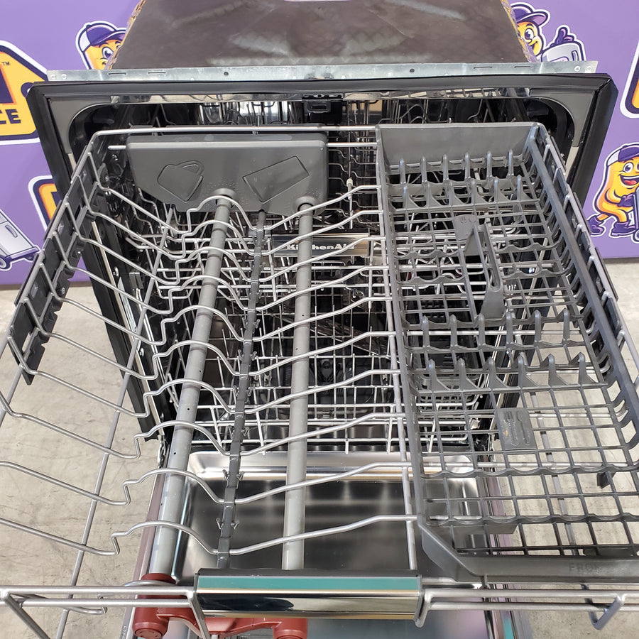 Kitchenaid 360° Max Jets™ Third Rack Dishwasher with 50+ Total Wash Jets, 44 dBA in PrintShield Stainless Steel KDTM404KPS - Open Box