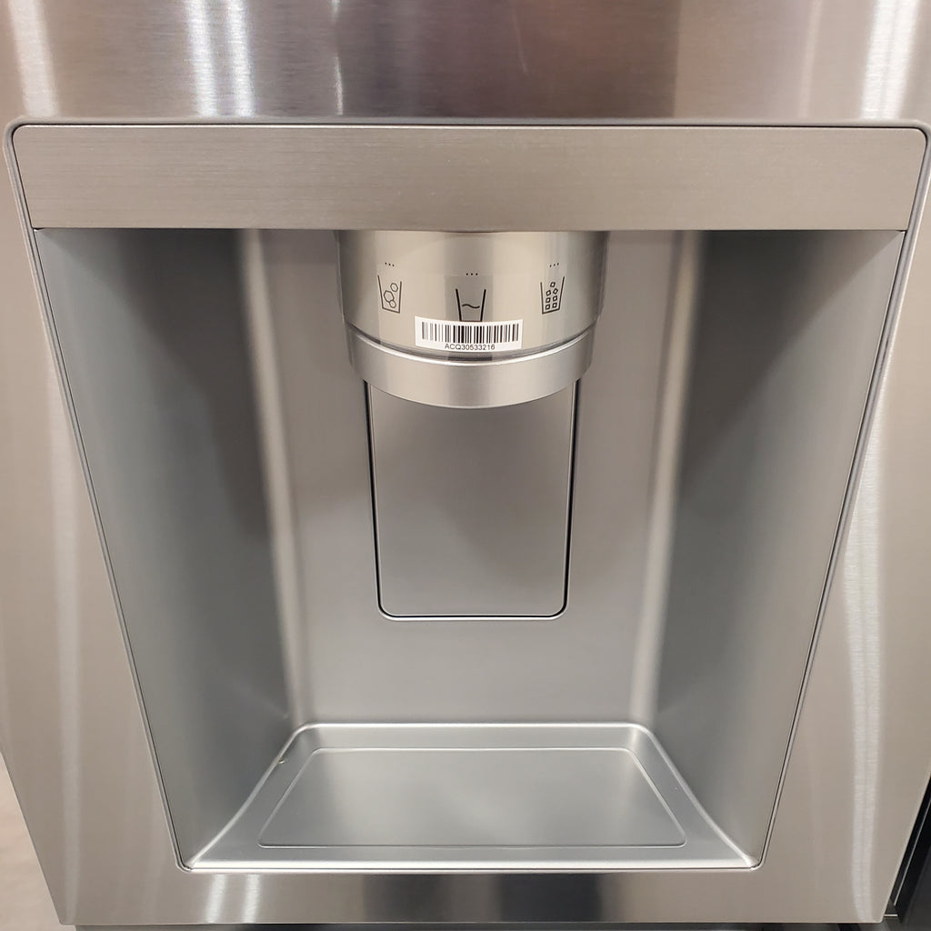 Pictures of LG ENERGY STAR 27 cu. ft. Side by Side Refrigerator with Edge-to-Edge InstaView in Print Proof Stainless Steel - 3SD499 - LRSOS2706S - Scratch & Dent - Minor - Neu Appliance Outlet - Discount Appliance Outlet in Austin, Tx