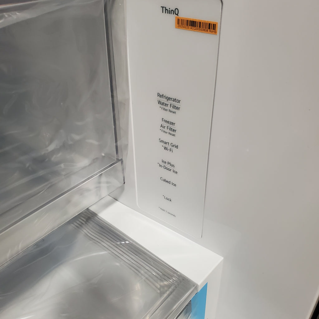 LG 31 cu. ft. Smart Standard-Depth MAX™ French Door Refrigerator with InstaView® Door-in-Door 3SD920 - LF31S6360S - Open Box