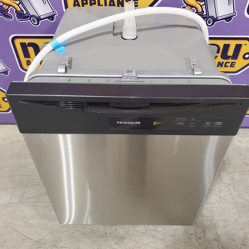 Pictures of Frigidaire Front Control Built In Dishwasher with 5-Level Wash System in Stainless Steel 3SD447 - FDPC4221AS - Open Box - Neu Appliance Outlet - Discount Appliance Outlet in Austin, Tx