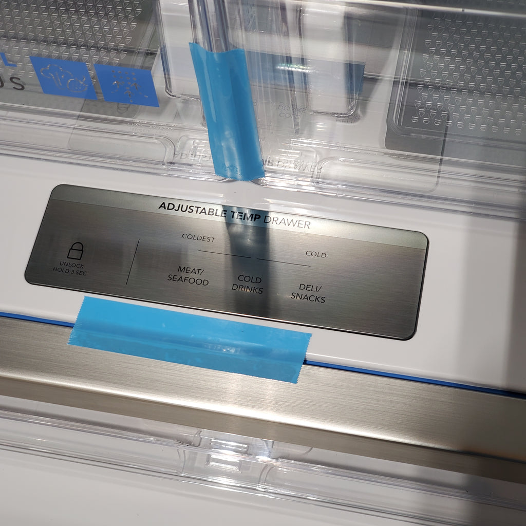 Frigidaire 27.8-cu ft ENERGY STAR French Door Refrigerator with Dual Ice Maker in Fingerprint Resistant Stainless Steel 3SD867 - GRFS2853AF - Scratch & Dent (Minor)