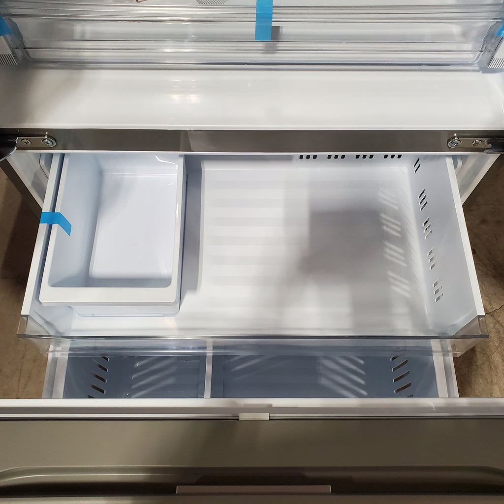 LG 27 cu. ft. Smart Counter-Depth MAX™ French Door Refrigerator 3SD918 - LRFLC2716S - Scratch & Dent (Minor)