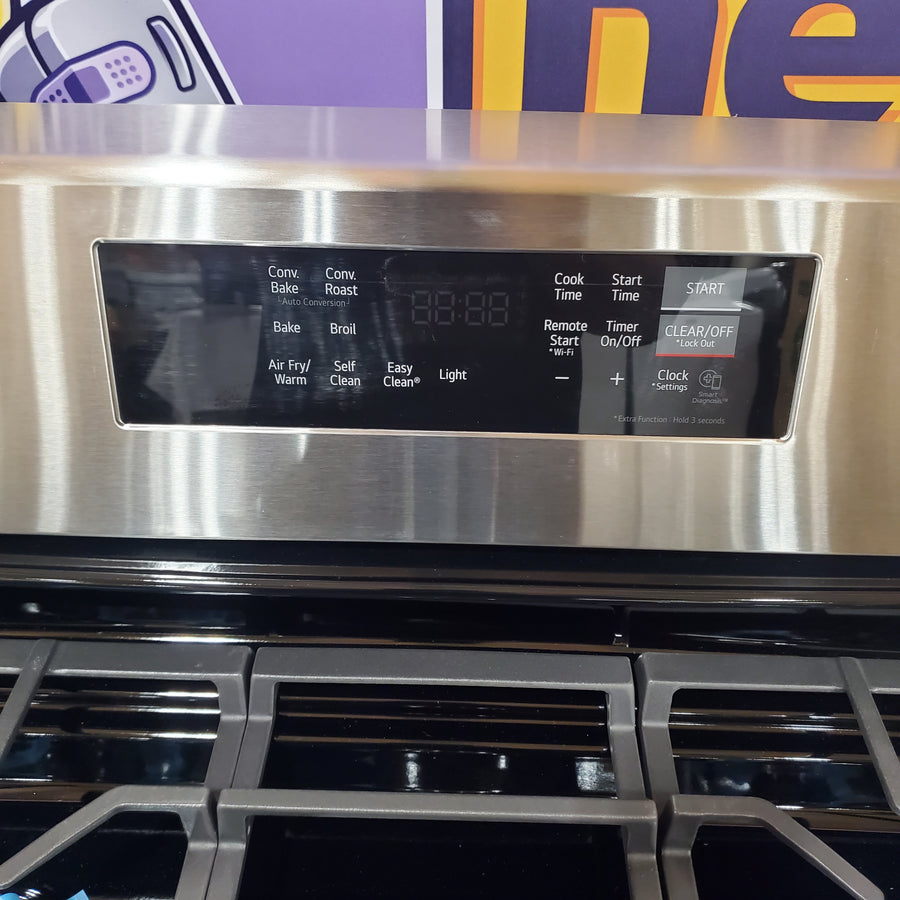 LG 5.8 cu. ft. Smart Wi-Fi Enabled Fan Convection Gas Range with Air Fry & EasyClean® 21SD026 - LRGL5823S - Scratch & Dent (Minor)