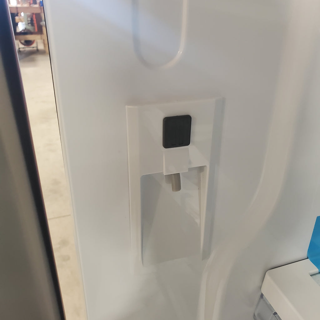 Pictures of GE 27-cu ft French Door Refrigerator with Ice Maker (Fingerprint-resistant Stainless Steel) ENERGY STAR-GNE27JYMXFS-Open Box - Neu Appliance Outlet - Discount Appliance Outlet in Austin, Tx