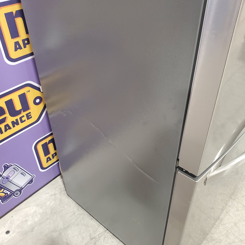 Pictures of Frigidaire 31" Wide 18 Cu. Ft. Counter-Depth French Door Refrigerator 3SD662 - FRFG1723AV - Scratch & Dent (Minor) - Neu Appliance Outlet - Discount Appliance Outlet in Austin, Tx