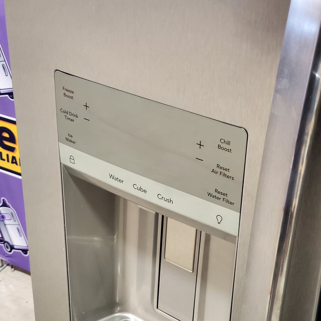 Pictures of Frigidaire Gallery 22.3-cu ft Counter-depth Side-by-Side Refrigerator with Ice Maker ENERGY STAR in Fingerprint Resistant Stainless Steel GRSC2352AF - 3SD478 - Scratch & Dent (Minor) - Neu Appliance Outlet - Discount Appliance Outlet in Austin, Tx