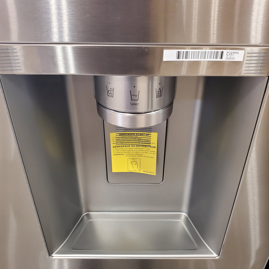 LG 31 cu. ft. Smart Standard-Depth MAX™ French Door Refrigerator with InstaView® Door-in-Door 3SD920 - LF31S6360S - Open Box