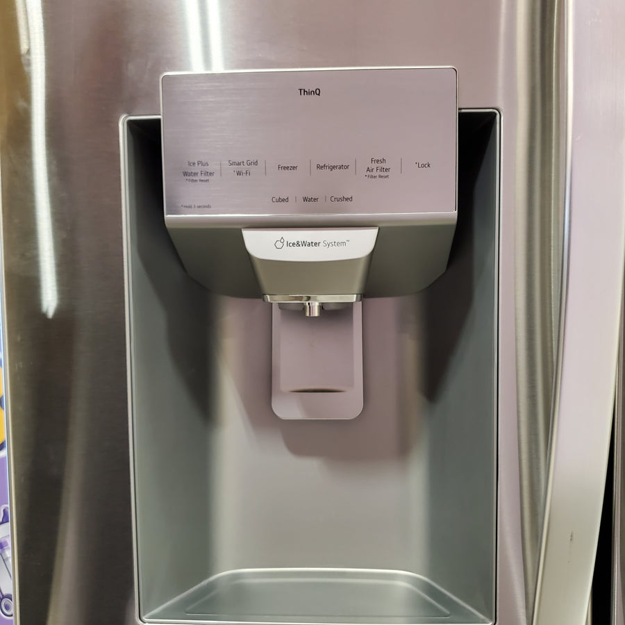 LG 27.8-cu ft 4-Door French Door Refrigerator with Dual Ice Maker in Fingerprint Resistant Steel 22132SD154 - LRMXS2806S - Scratch & Dent (Minor)