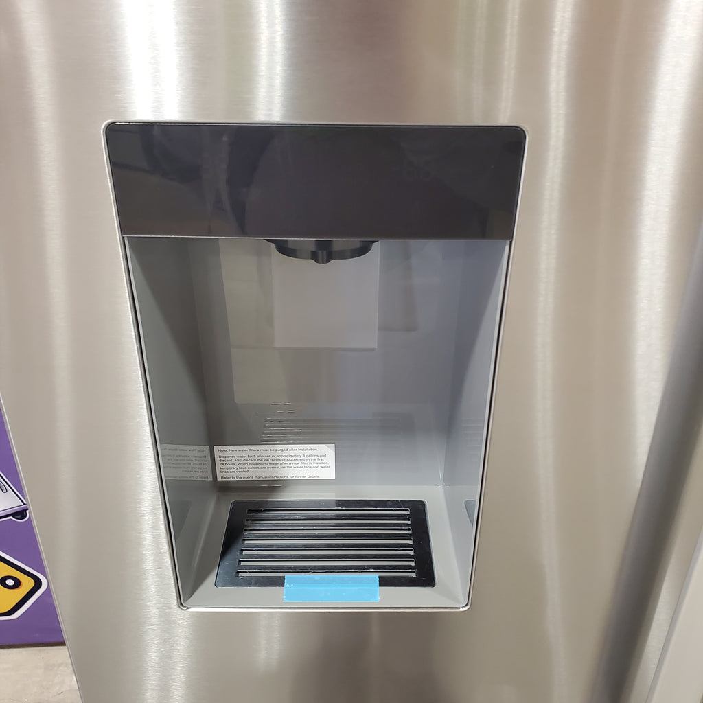 Bosch Fastest Ice Maker Standard-Depth 300 Series 26-cu ft 3 -Door Smart Compatible French Door Refrigerator with Ice Maker with Water and Ice Dispenser in Stainless Steel 3SD897 - B36FD31ENS - Open Box