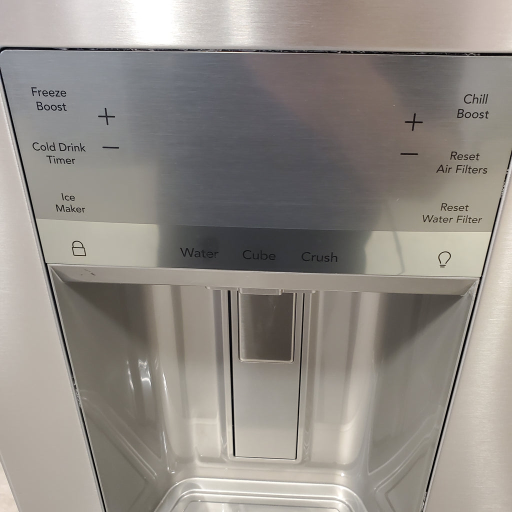 Pictures of Frigidaire 27.8-cu ft ENERGY STAR French Door Refrigerator with Dual Ice Maker in Fingerprint Resistant Stainless Steel GRFS2853AF - Scratch & Dent (Minor) - Neu Appliance Outlet - Discount Appliance Outlet in Austin, Tx