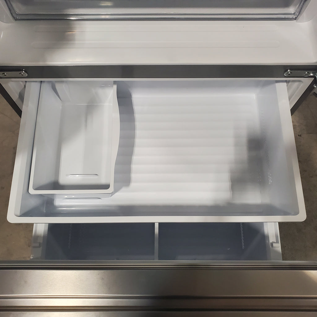 Pictures of Hisense PureFlat Standard-Depth 25.4-cu ft 3.0 -Door French Door Refrigerator with Dual Ice Maker with Water and Ice Dispenser ( Fingerprint Resistant Stainless Steel ) ENERGY STAR-HRF254N6DSE-Scratch and Dent(Minor) - Neu Appliance Outlet - Discount Appliance Outlet in Austin, Tx