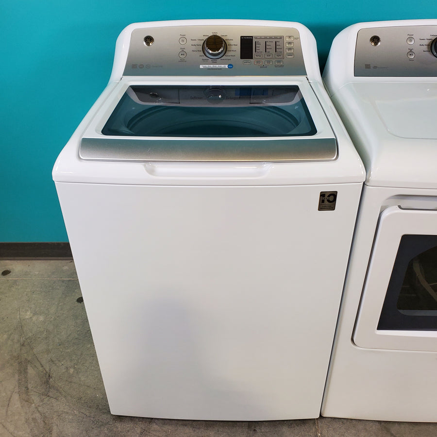 Neu Elite GE High Capacity Impeller Washer & Gas Dryer Set: 4.6 cu. ft. High Capacity Impeller Washer With Extra Water Cycle / Option & 7.4 cu. ft. Gas Dryer With Auto Sensor Dry - Certified Refurbished