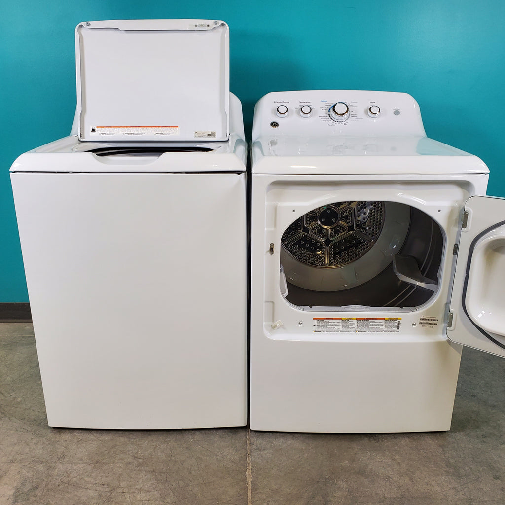 Pictures of Neu Select GE High Capacity Agitator Washer & Gas Dryer Set: 4.2 cu. ft. High Capacity Agitator Washer With Extra Water Cycle / Option & 7.2 cu. ft. Gas Dryer With Auto Sensor Dry - Certified Refurbished - Neu Appliance Outlet - Discount Appliance Outlet in Austin, Tx