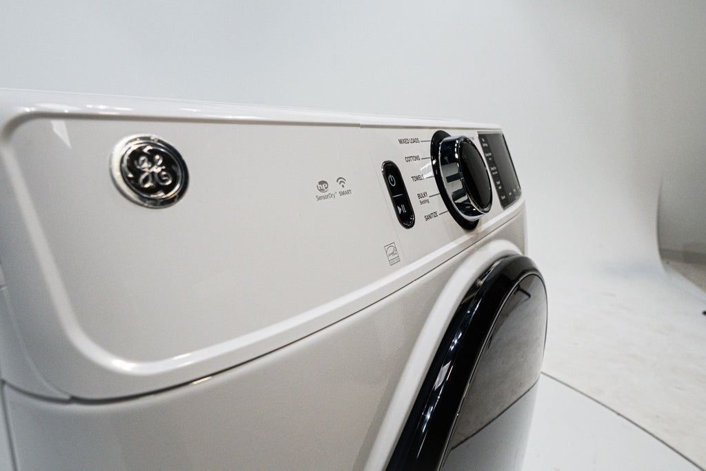 Pictures of GE ENERGY STAR 7.8 cu. ft. Smart Frontload Electric Dryer with Sensor Dry GFD55ESSNWW - New in Box - Neu Appliance Outlet - Discount Appliance Outlet in Austin, Tx