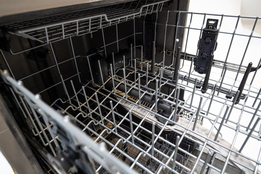 Pictures of GE Mueller Kitchen Package | GNE25JYKFS | JVM3160RFSS | GRF600AVSS | GDP630PYRFS - Neu Appliance Outlet - Discount Appliance Outlet in Austin, Tx