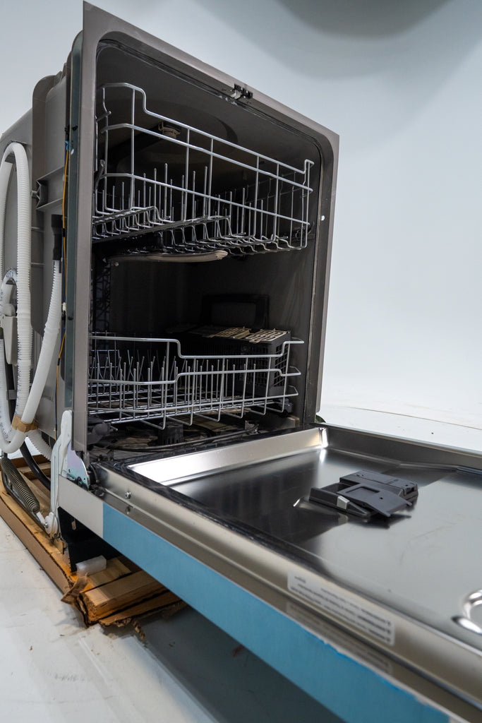 Pictures of GE ENERGY STAR® Top Control Hybrid Tub Dishwasher with 52 dBA and Dry Boost GDT565HSYSS - New in Box - Neu Appliance Outlet - Discount Appliance Outlet in Austin, Tx