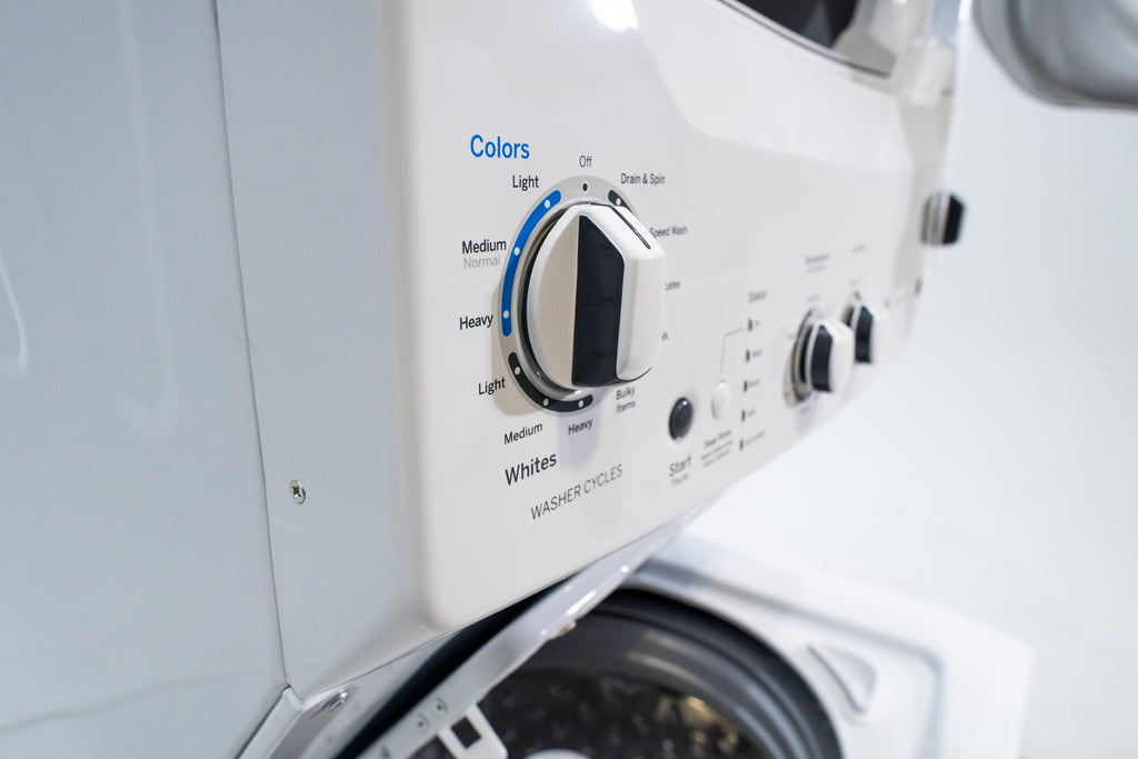 Pictures of GE Unitized Spacemaker® 3.8 cu. ft. Capacity Washer with Stainless Steel Basket and 5.9 cu. ft. Capacity Electric Dryer GUD27ESSMWW - New in Box - Neu Appliance Outlet - Discount Appliance Outlet in Austin, Tx