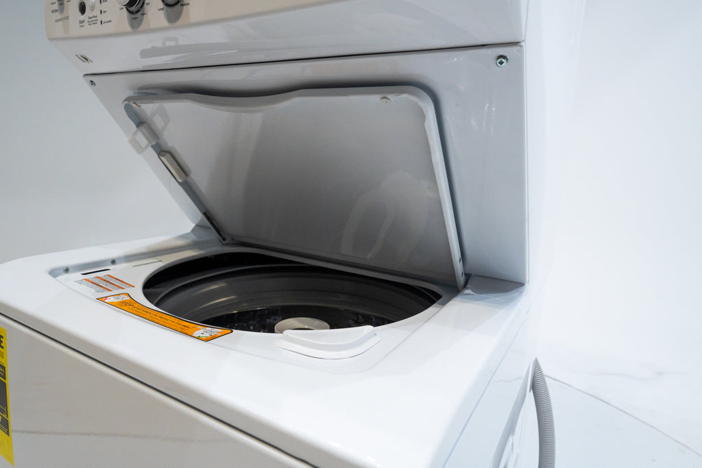 Pictures of GE Unitized Spacemaker® 3.8 cu. ft. Capacity Washer with Stainless Steel Basket and 5.9 cu. ft. Capacity Electric Dryer GUD27ESSMWW - New in Box - Neu Appliance Outlet - Discount Appliance Outlet in Austin, Tx