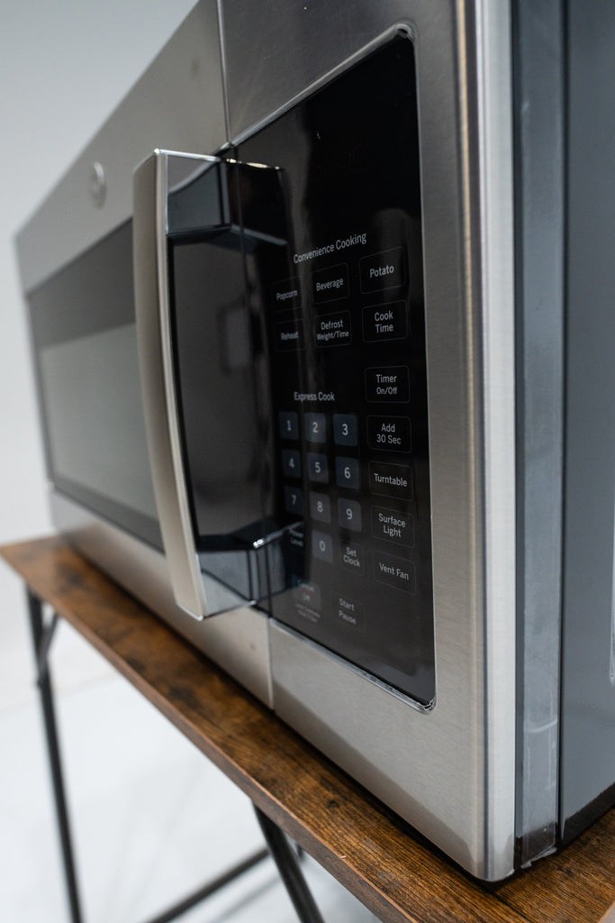 Pictures of GE Mueller Kitchen Package | GNE25JYKFS | JVM3160RFSS | GRF600AVSS | GDP630PYRFS - Neu Appliance Outlet - Discount Appliance Outlet in Austin, Tx