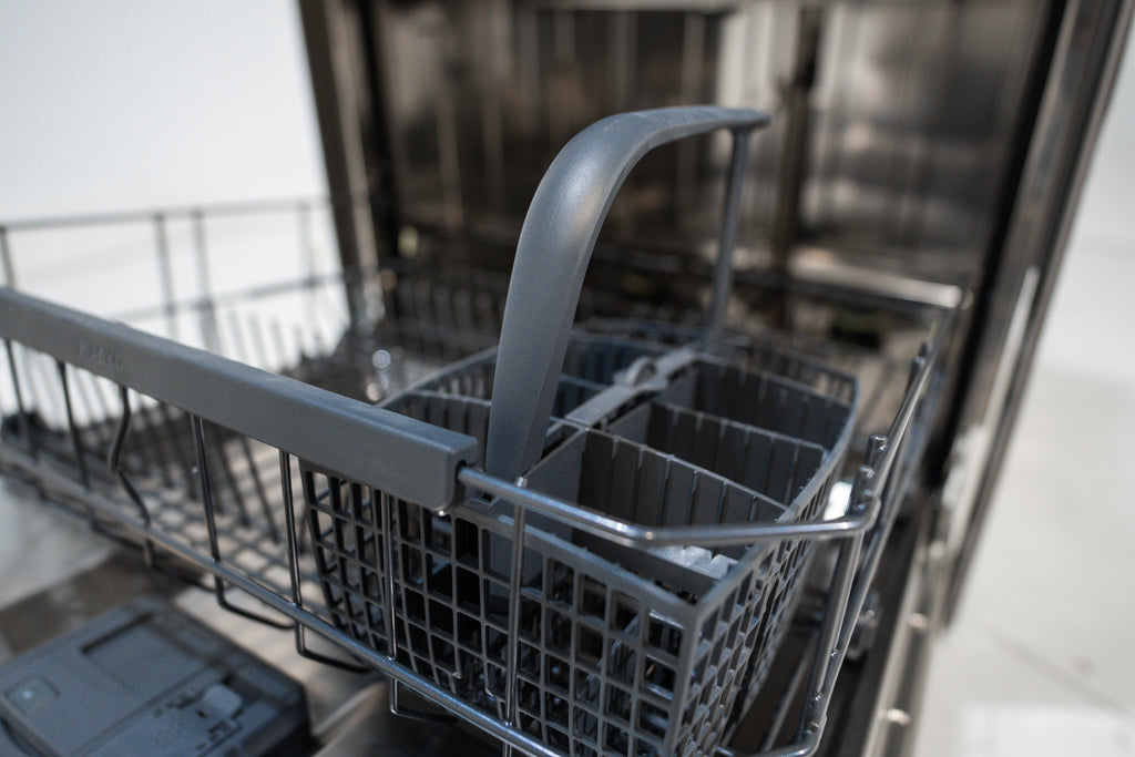 Pictures of ASKO 24" Dishwasher with Front Control, Pocket Handle, Stainless Steel tub, 3 Racks, 42 dBA, ADA DBI564IS - Open Box - Neu Appliance Outlet - Discount Appliance Outlet in Austin, Tx