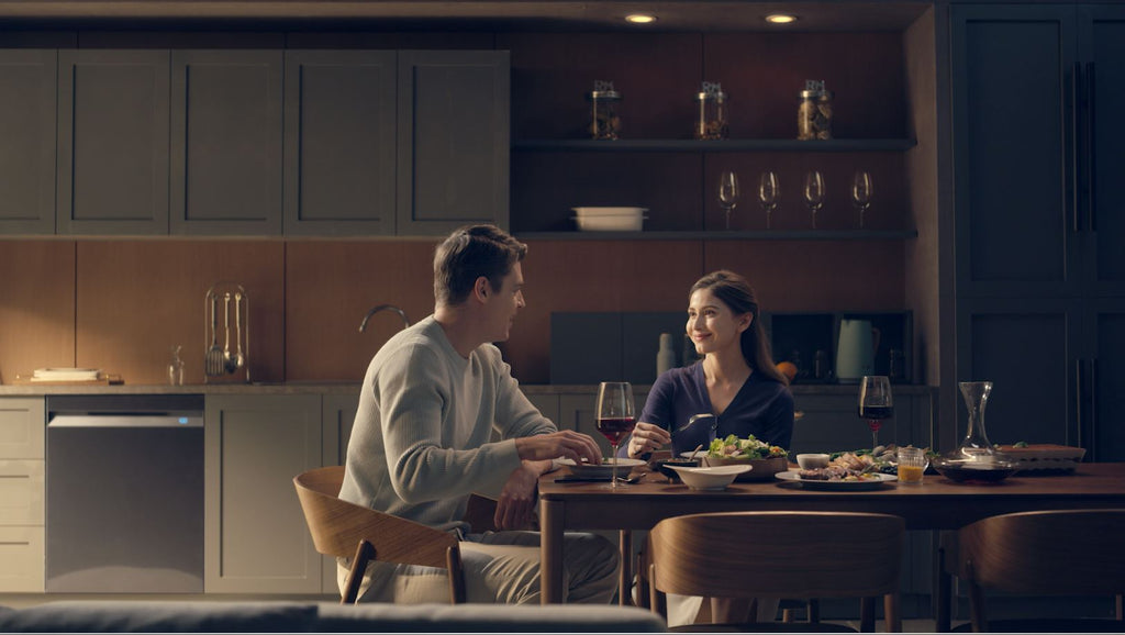 Pictures of Samsung AutoRelease Smart 39dBA Dishwasher with Linear Wash in Fingerprint Resistant Black Stainless Steel DW80R9950UG - Scratch and dent (minor) - Neu Appliance Outlet - Discount Appliance Outlet in Austin, Tx