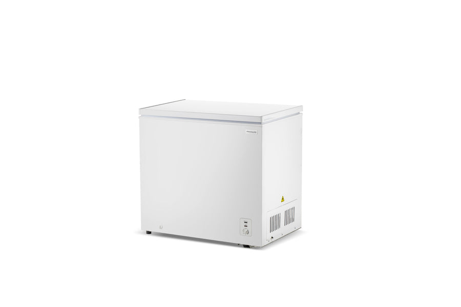 Frigidaire 7.0 cu ft Chest Freezer Deep Freezer for Garage, Kitchen, Basement, Large Capacity for Bulk Storage EFRF7003 - Scratch & Dent (Minor)