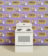 GE 5.0 cu. ft. Freestanding 4 Heating Element Electric Range with Dual Element Baking in White GE9885 - JB256DMWW - New in Box