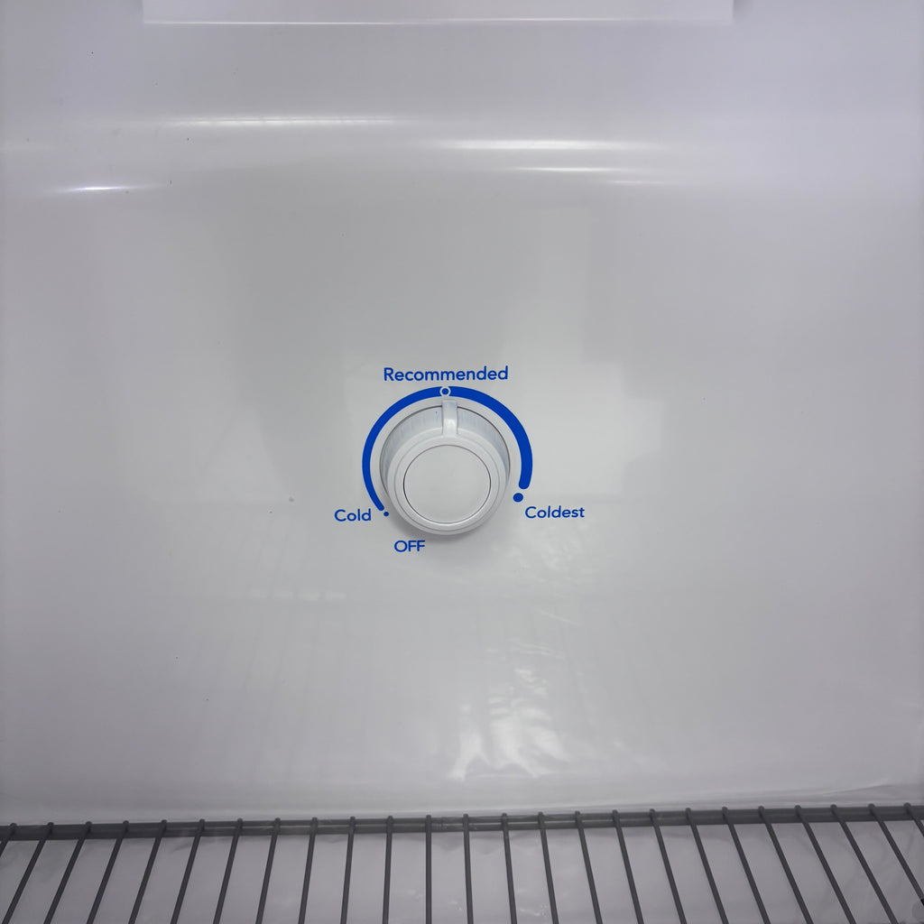 Pictures of Frigidaire 16 Cu. Ft. Garage Ready Upright Freezer FFFU16F2VW - New in Box - Neu Appliance Outlet - Discount Appliance Outlet in Austin, Tx