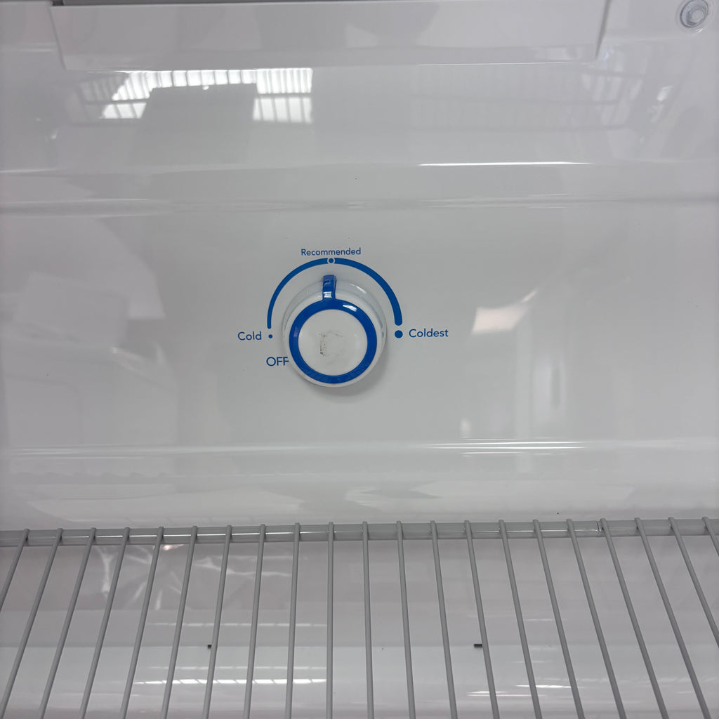 Pictures of Frigidaire 20 Cu. Ft. Energy Star Garage Ready Upright Freezer in White FFUE2022AW - New in Box - Neu Appliance Outlet - Discount Appliance Outlet in Austin, Tx