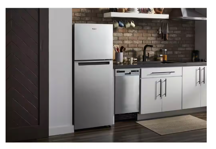 Pictures of Whirlpool 24-inch 11.6 cu. ft. Wide Top-Freezer Refrigerator WRT312CZJZ - Scratch & Dent (Minor) - Neu Appliance Outlet - Discount Appliance Outlet in Austin, Tx