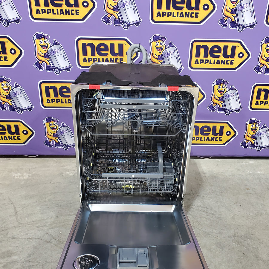 ASKO 50-Series24 Inch Fully-Integrated Panel Ready Built-In Smart Dishwasher with 16 Place Settings, 9 Wash Cycles, 40 dBA Noise Level, 3 Racks, 3 Spray Arms, 9 Spray Zones, XXL Tub, Super Cleaning System+™ 1116255 - DFI565XXL - Scratch & Dent (Moderate)