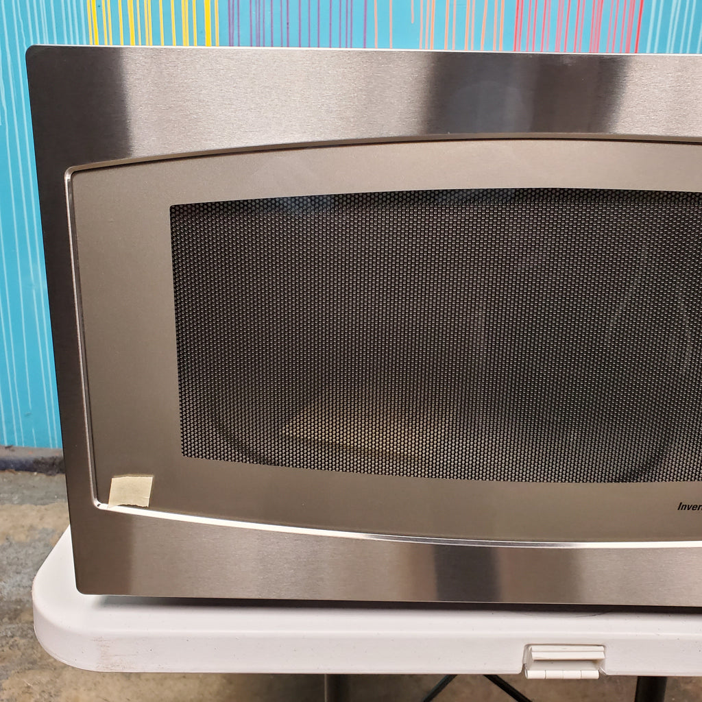 Pictures of Stainless Steel GE. 2.2 cu. ft. Countertop Microwave Oven with Inverter Defrost Technology - Scratch & Dent - Minor - Neu Appliance Outlet - Discount Appliance Outlet in Austin, Tx